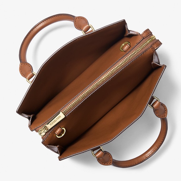 Michael Kors Small Sheila Satchel Crossbody
Bag Brown
NWT - Picture 4 of 16